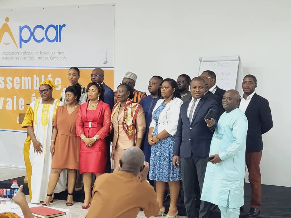 Équipe de l'APCAR en réunion